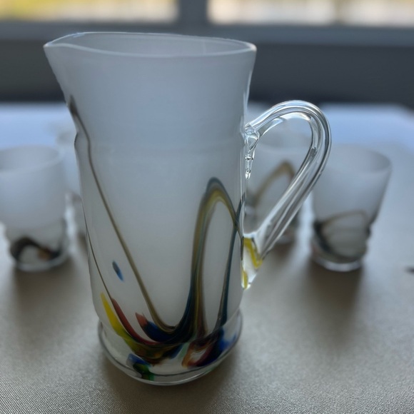 Vintage Marble Multicolor Blown Glass Pitcher and Six Matching Glasses - Picture 6 of 13